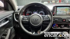 Kia Seltos Бензин 1.6 Turbo 2WD 2022 года из Южной Кореи