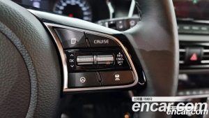 Kia Seltos Бензин 1.6 Turbo 2WD 2022 года из Южной Кореи