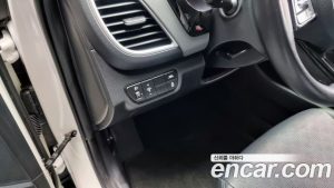 Kia Seltos Бензин 1.6 Turbo 2WD 2022 года из Южной Кореи
