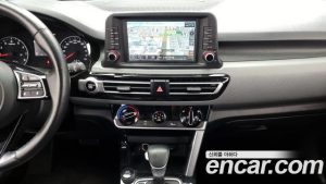 Kia Seltos Бензин 1.6 Turbo 2WD 2022 года из Южной Кореи