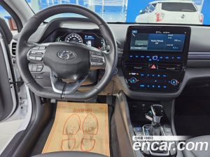 Hyundai Ioniq 1.6 HEV 2020 года из Южной Кореи