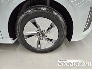 Hyundai Ioniq 1.6 HEV 2020 года из Южной Кореи