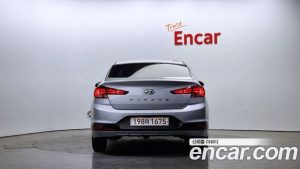 Hyundai AVANTE 1.6 2020 года из Южной Кореи