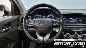 Hyundai AVANTE 1.6 2020 года из Южной Кореи