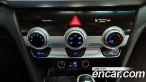 Hyundai AVANTE 1.6 2020 года из Южной Кореи