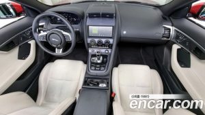 Jaguar F-TYPE P300 Cabriolet 2021 года из Южной Кореи