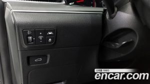 Kia K5 2.0 2021 года из Южной Кореи