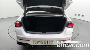 Kia K5 2.0 2021 года из Южной Кореи