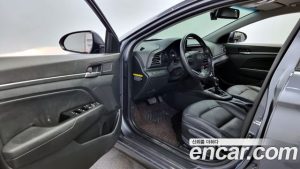 Hyundai AVANTE 1.6 2020 года из Южной Кореи