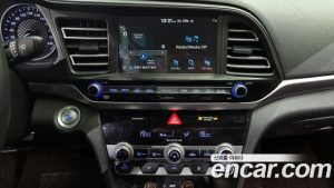 Hyundai AVANTE 1.6 2020 года из Южной Кореи