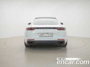 Porsche Panamera 3.0 AWD 2020 года из Южной Кореи