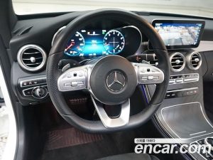 Mercedes-Benz C-Class C200 Coupe 2021 года из Южной Кореи