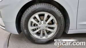 Hyundai AVANTE 1.6 2020 года из Южной Кореи