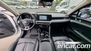 Kia K5 2.0 2021 года из Южной Кореи