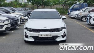 Kia K5 2.0 2021 года из Южной Кореи