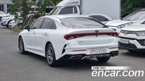 Kia K5 2.0 2021 года из Южной Кореи