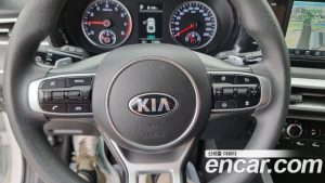 Kia K5 2.0 2021 года из Южной Кореи