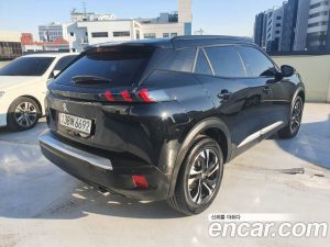 Peugeot 2008 1.5 BlueHDi GT Line 2021 года из Южной Кореи