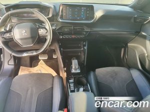 Peugeot 2008 1.5 BlueHDi GT Line 2021 года из Южной Кореи