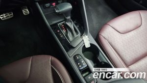 Kia Niro 1.6 HEV 2021 года из Южной Кореи