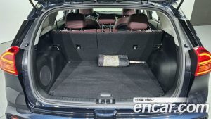 Kia Niro 1.6 HEV 2021 года из Южной Кореи