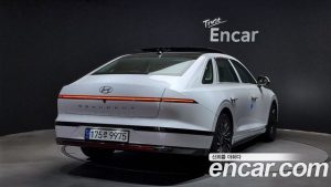 Hyundai Grandeur 2.5 Бензин 2WD 2023 года из Южной Кореи