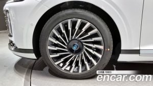 Hyundai Grandeur 2.5 Бензин 2WD 2023 года из Южной Кореи