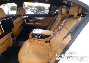 BMW 7-Series 740Li xDrive M Sport 2021 года из Южной Кореи
