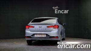 Hyundai AVANTE 1.6 2020 года из Южной Кореи