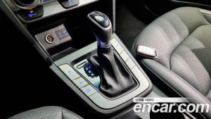 Hyundai AVANTE 1.6 2020 года из Южной Кореи