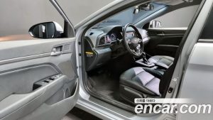 Hyundai AVANTE 1.6 2020 года из Южной Кореи