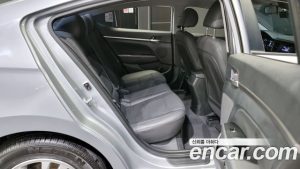 Hyundai AVANTE 1.6 2020 года из Южной Кореи