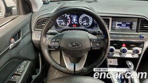 Hyundai AVANTE 1.6 2020 года из Южной Кореи