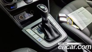 Hyundai AVANTE 1.6 2020 года из Южной Кореи