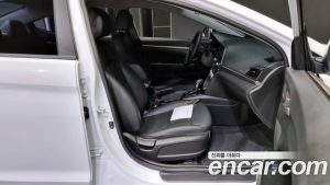 Hyundai AVANTE 1.6 2020 года из Южной Кореи