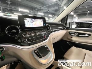 Mercedes-Benz V-Class V300 CDI 2024 года из Южной Кореи