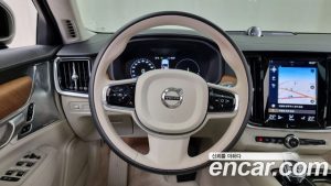 Volvo S90 T8 AWD Excellence 2020 года из Южной Кореи