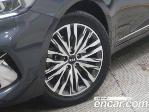 Kia K7 2.5 GDI Noblesse 2020 года из Южной Кореи