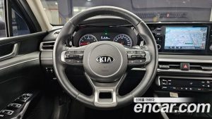 Kia K5 2.0 2020 года из Южной Кореи
