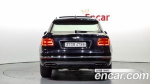 Bentley Bentayga 4.0 V8 2020 года из Южной Кореи