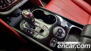 Bentley Bentayga 4.0 V8 2020 года из Южной Кореи