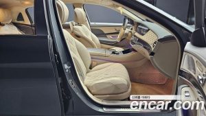 Mercedes-Benz S-Class Maybach S560 4MATIC 2020 года из Южной Кореи