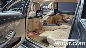 Mercedes-Benz S-Class Maybach S560 4MATIC 2020 года из Южной Кореи