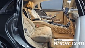 Mercedes-Benz S-Class Maybach S560 4MATIC 2020 года из Южной Кореи