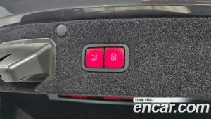 Mercedes-Benz S-Class Maybach S560 4MATIC 2020 года из Южной Кореи