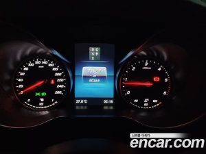 Mercedes-Benz V-Class V300 CDI 2021 года из Южной Кореи