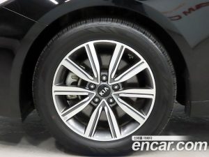 Kia K5 2.0 2020 года из Южной Кореи