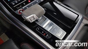 Audi RSQ8 4.0 TFSI 4WD 2021 года из Южной Кореи