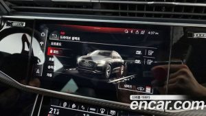 Audi RSQ8 4.0 TFSI 4WD 2021 года из Южной Кореи