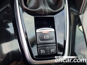 Renault-KoreaSamsung QM6 2.0 GDe Premiere 2WD 2020 года из Южной Кореи